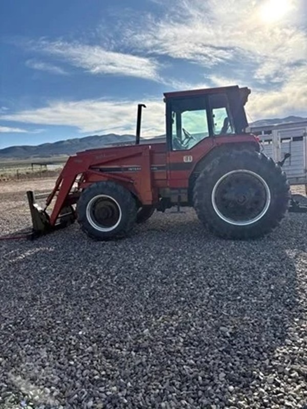 1998 International 5088 Tractor