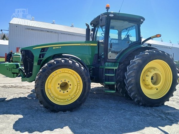 2010 John Deere 8295R Tractor